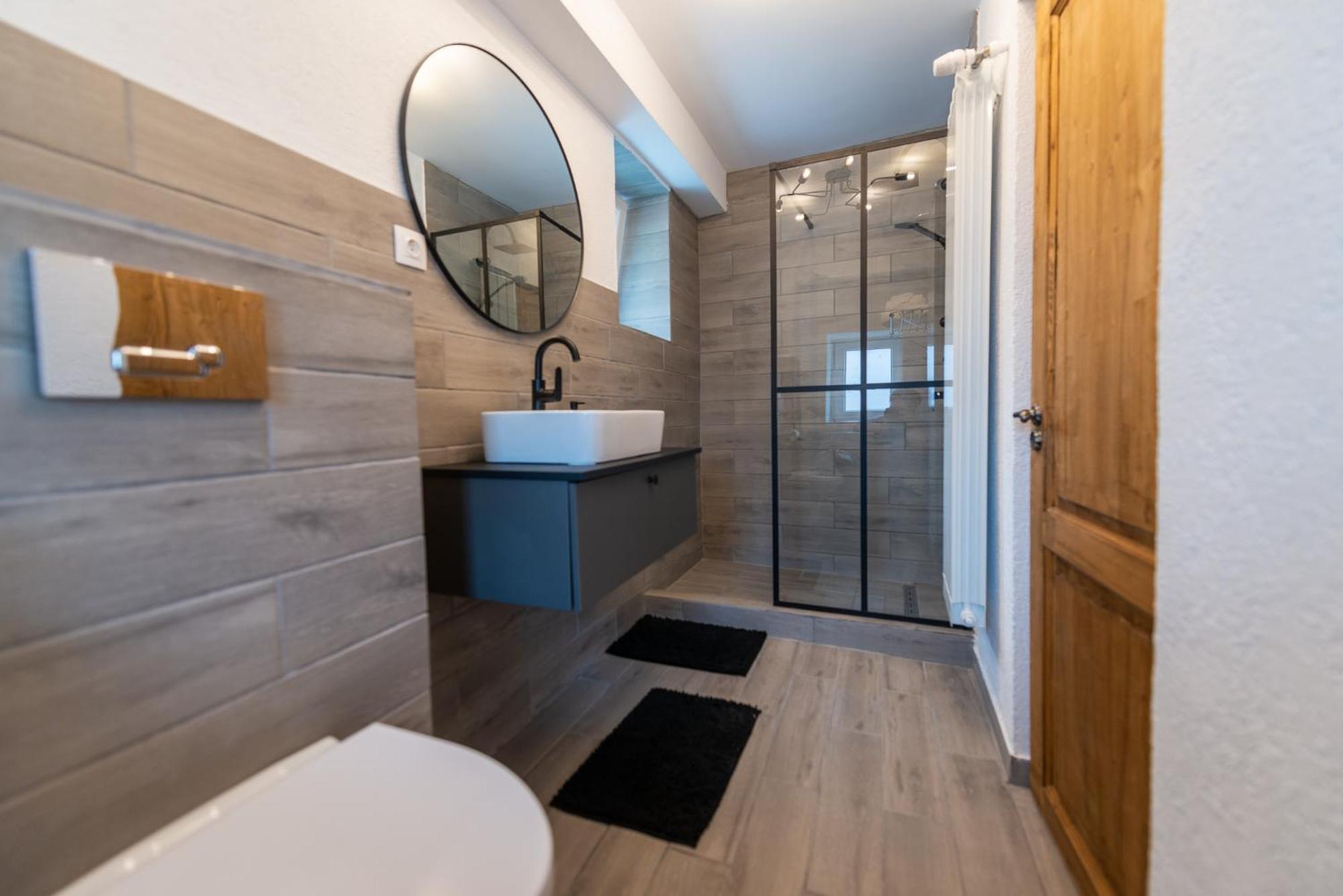 Fernweh Haus Brasov Hotel Стая снимка